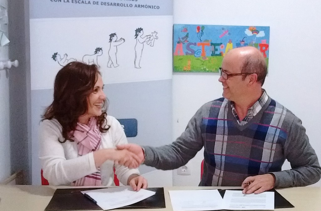 ASTEAMUR y la Fundación Maternal firman convenio de colaboración